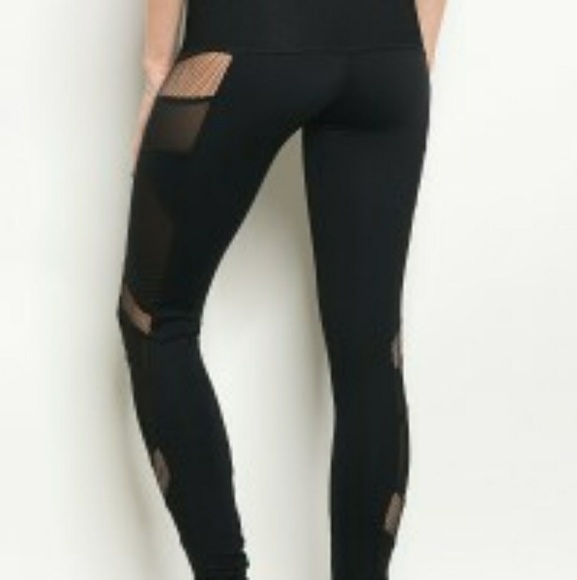 Black leggings with side mesh detail - Picture 2 of 8